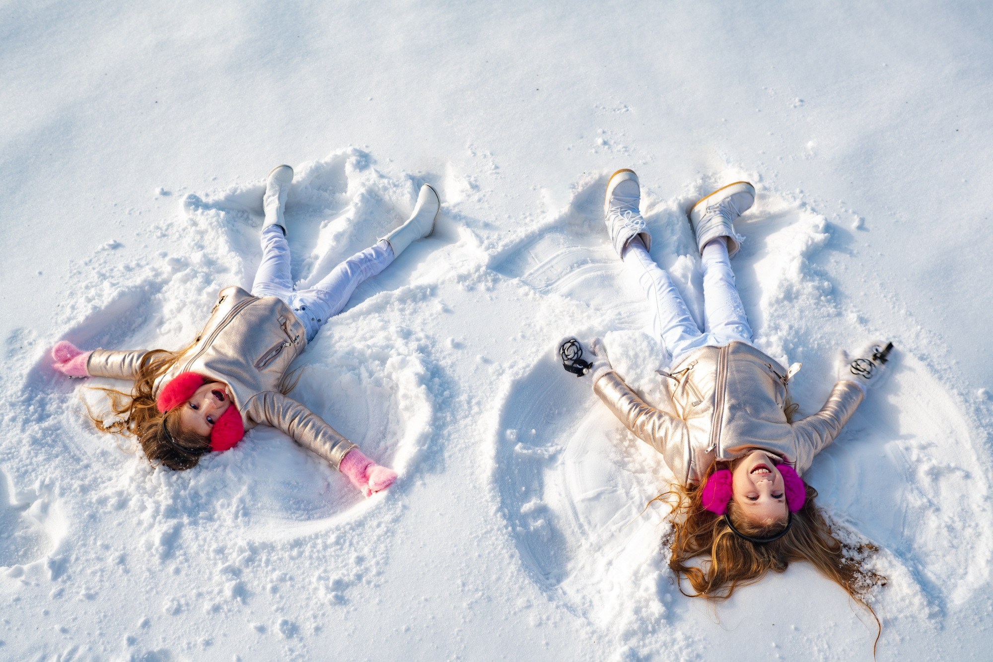 Winter Fun Awaits Across the U.S. Today: Must-See Events for Families and Couples Image